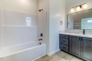 894 SE Aquila Dr, Madras, OR 97741 - Photo 15