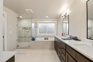 561 Autumn Hls Dr, Medford, OR 97504 - Photo 27