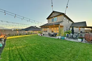 561 Autumn Hls Dr, Medford, OR 97504 - Photo 37