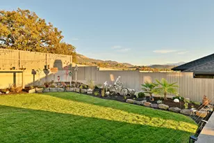 561 Autumn Hls Dr, Medford, OR 97504 - Photo 41