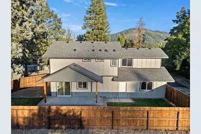 1736 Drury Lane, Grants Pass, OR 97527 - Photo 43