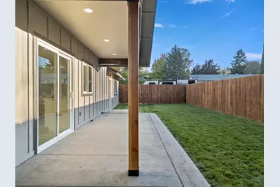 1736 Drury Lane, Grants Pass, OR 97527 - Photo 59