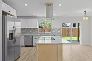 1736 Drury Ln, Grants Pass, OR 97527 - Photo 7