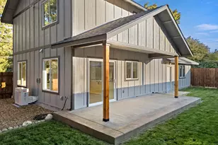 1736 Drury Ln, Grants Pass, OR 97527 - Photo 49