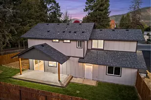 1736 Drury Ln, Grants Pass, OR 97527 - Photo 57