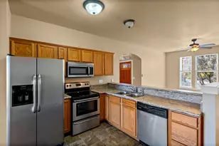 822 NE Hidden Valley Dr, Bend, OR 97701 - Photo 7