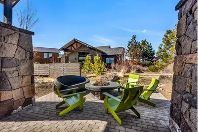 19110 Gateway Loop, Bend, OR 97702 - Photo 29