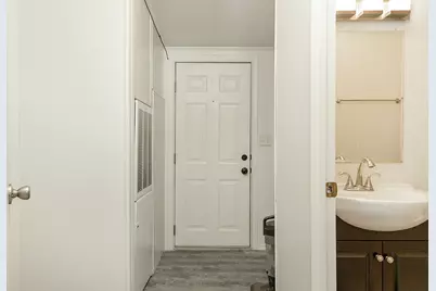 321 N Frontage Road, Wolf Creek, OR 97497 - Photo 21