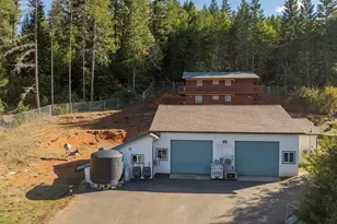 321 N Frontage Rd, Wolf Creek, OR 97497 - Photo 25