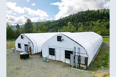 321 N Frontage Road, Wolf Creek, OR 97497 - Photo 59