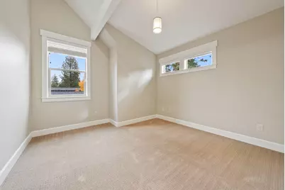 2379 NW Drouillard Avenue, Bend, OR 97703 - Photo 25