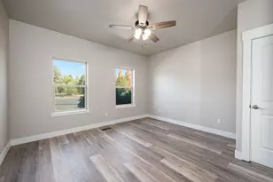 61847 SE 27th St, Bend, OR 97702 - Photo 27