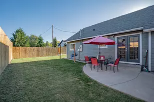 512 N Holly St, Medford, OR 97501 - Photo 17