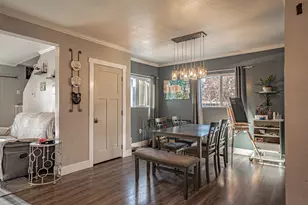 512 N Holly St, Medford, OR 97501 - Photo 5