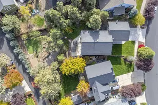 62906 Bilyeu Way, Bend, OR 97701 - Photo 57