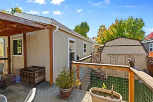 1055 N Fifth St, Jacksonville, OR 97530 - Photo 15