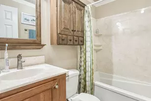 1055 N Fifth St, Jacksonville, OR 97530 - Photo 11