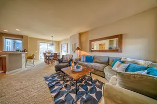 617 SW Peak View Pl, Bend, OR 97702 - Photo 33