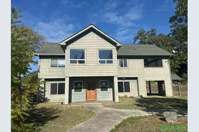 1690 NE Beacon Drive, Grants Pass, OR 97526 - Photo 1