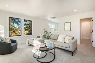 334 SW Roosevelt Ave, Bend, OR 97702 - Photo 29