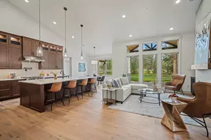 61039 High Lead Dr, Bend, OR 97702 - Photo 9