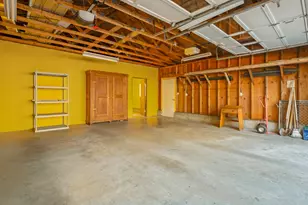 60999 Sugarbush Ln, Bend, OR 97702 - Photo 31