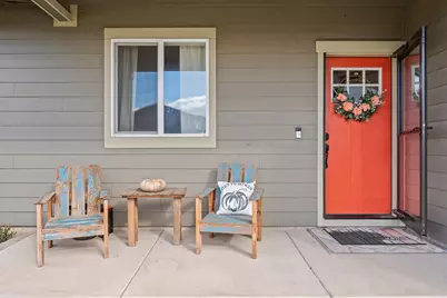 479 SE Leisek Way, Madras, OR 97741 - Photo 1