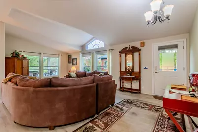 20455 Highway 62, Shady Cove, OR 97539 - Photo 13