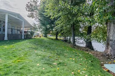 20455 Highway 62, Shady Cove, OR 97539 - Photo 47