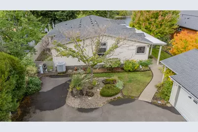 20455 Highway 62, Shady Cove, OR 97539 - Photo 5