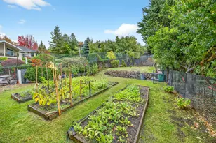 3923 Piedmont Ter, Medford, OR 97504 - Photo 9