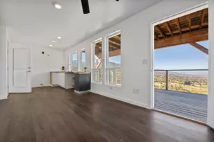 3152 Siskiyou Blvd, Ashland, OR 97520 - Photo 9