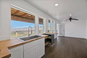 3152 Siskiyou Blvd, Ashland, OR 97520 - Photo 11