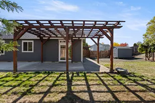 135 Othello Ave, Roseburg, OR 97471 - Photo 49