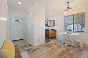 135 Othello Ave, Roseburg, OR 97471 - Photo 7