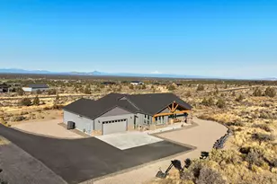 16384 SW Grandview Rd, Powell Butte, OR 97753 - Photo 3