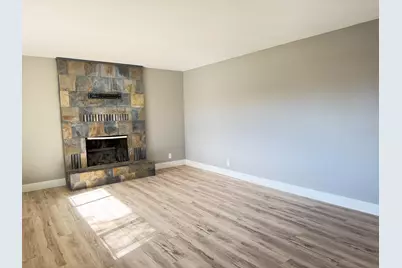 4199 Hilyard Avenue, Klamath Falls, OR 97603 - Photo 3