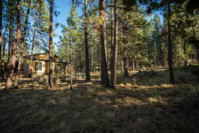 61464 Meeks Trail, Bend, OR 97702 - Photo 9