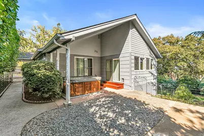 2500 Capital Avenue, Medford, OR 97504 - Photo 31