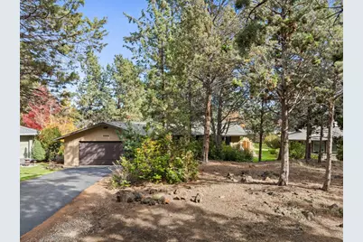 61450 Little John Lane, Bend, OR 97702 - Photo 1