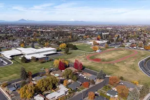 1406 SW 12th St, Redmond, OR 97756 - Photo 51