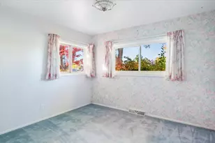 1406 SW 12th St, Redmond, OR 97756 - Photo 17