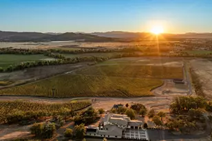 766 Meridian Rd, Eagle Point, OR 97524 - Photo 51