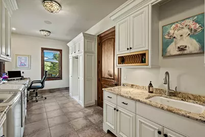 766 Meridian Road, Eagle Point, OR 97524 - Photo 43