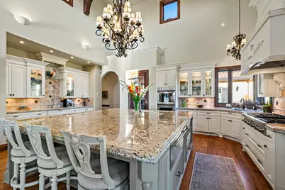 766 Meridian Road, Eagle Point, OR 97524 - Photo 13