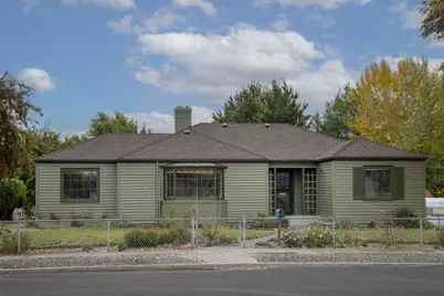 496 SE 2nd Street, Prineville, OR 97754 - Photo 1