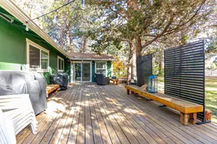 61376 Robin Hood Ln, Bend, OR 97702 - Photo 23