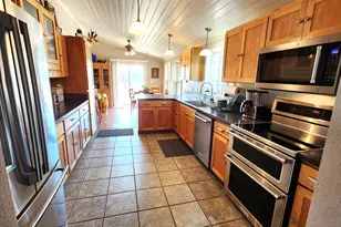 4335 NE 33rd St, Redmond, OR 97756 - Photo 3