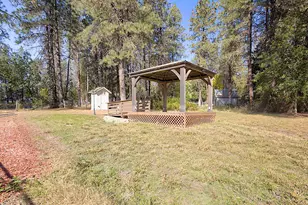 6995 Monument Dr, Grants Pass, OR 97526 - Photo 41