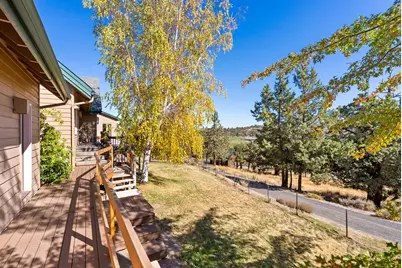 66001 Waldron Trail, Bend, OR 97703 - Photo 11
